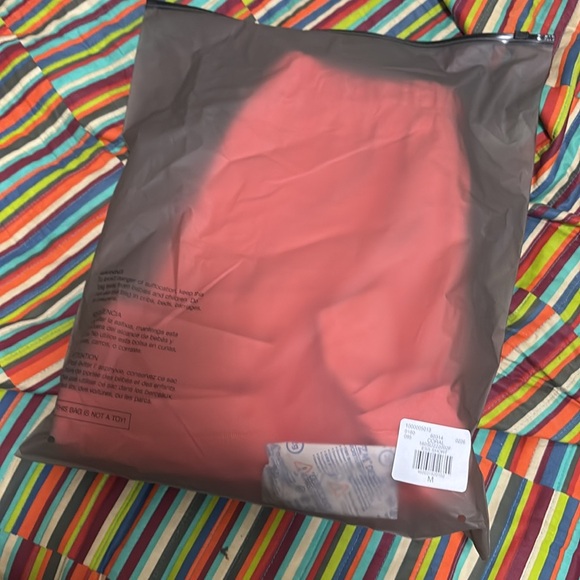 Sale Today Fear of God, essentials, coral short size, medium brand new w… - Picture 15 of 16